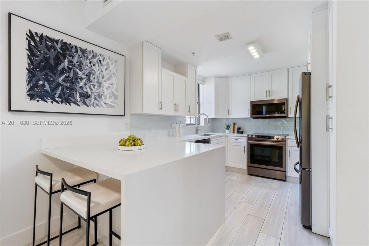 1650 Galiano St, Unit TH15, Coral Gables, FL 33134 Photo