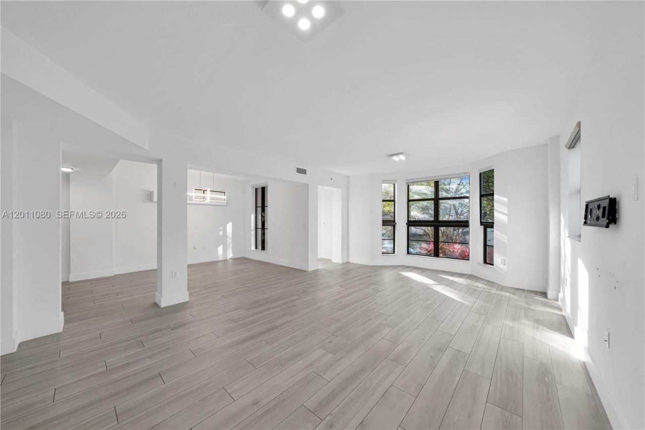 1650 Galiano St , Unit TH15, Coral Gables, FL 33134 Photo