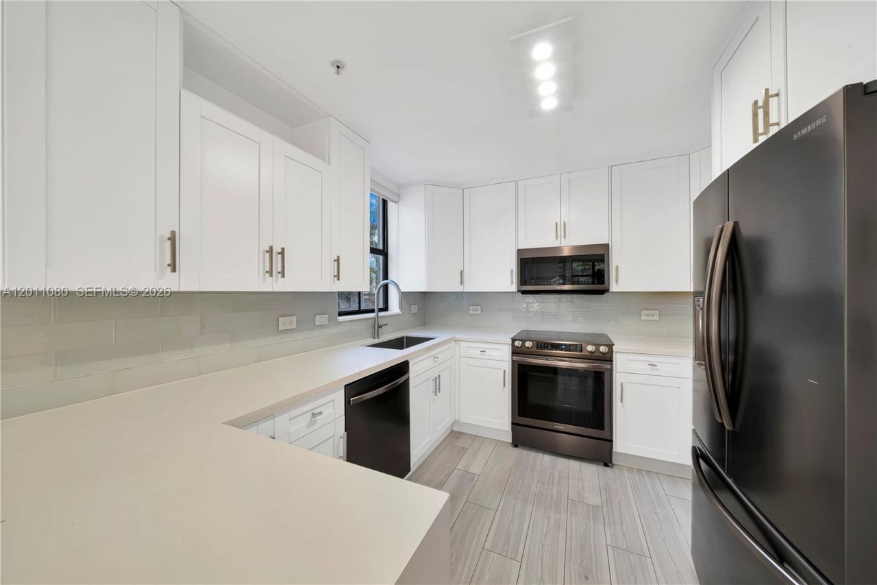 1650 Galiano St , Unit TH15, Coral Gables, FL 33134 Photo