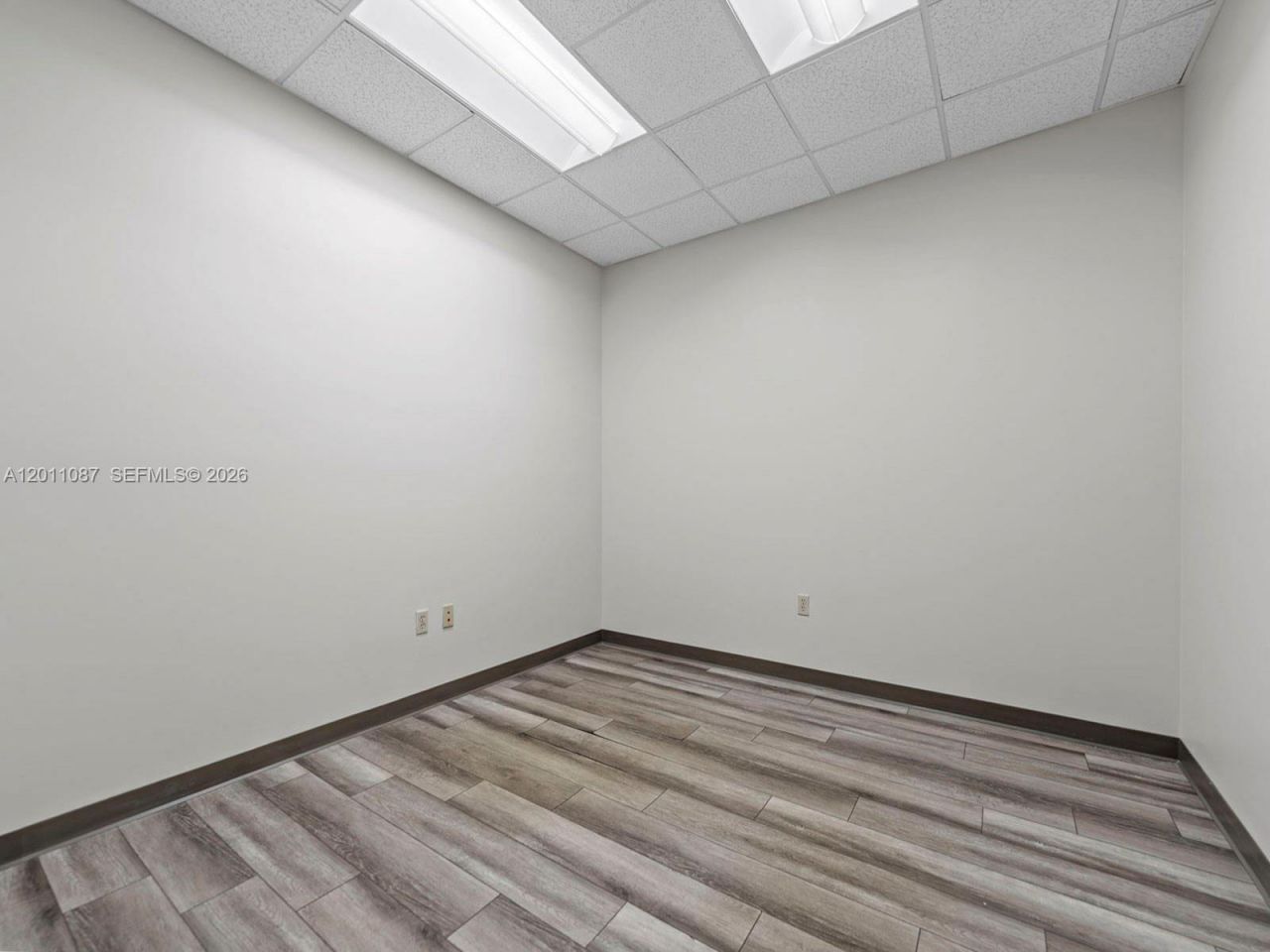 735 Shotgun Rd , Sunrise, FL 33326 Photo
