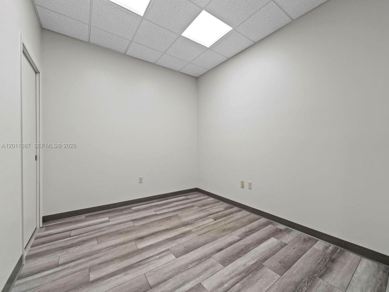 735 Shotgun Rd , Sunrise, FL 33326 Photo