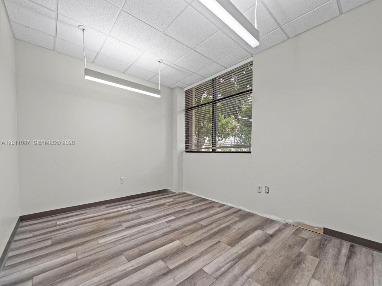 735 Shotgun Rd , Sunrise, FL 33326 Photo