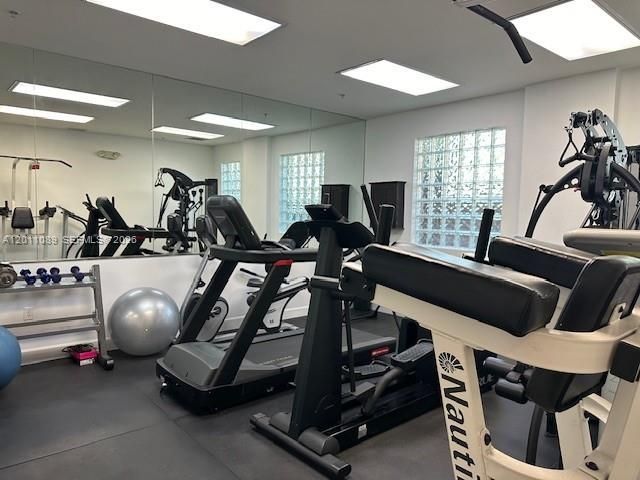 2630 SW 28th St , Unit 29, Miami, FL 33133 Photo