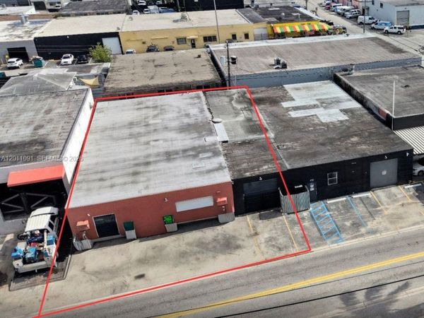 4735 E 10th Ave , Hialeah, FL 33013