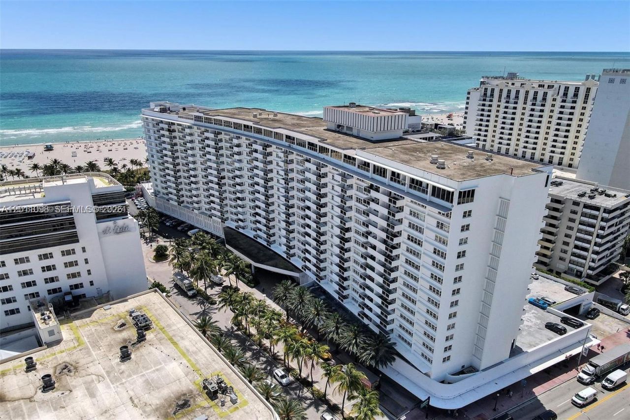 100 Lincoln Rd , Unit 605, Miami Beach, FL 33139 Photo