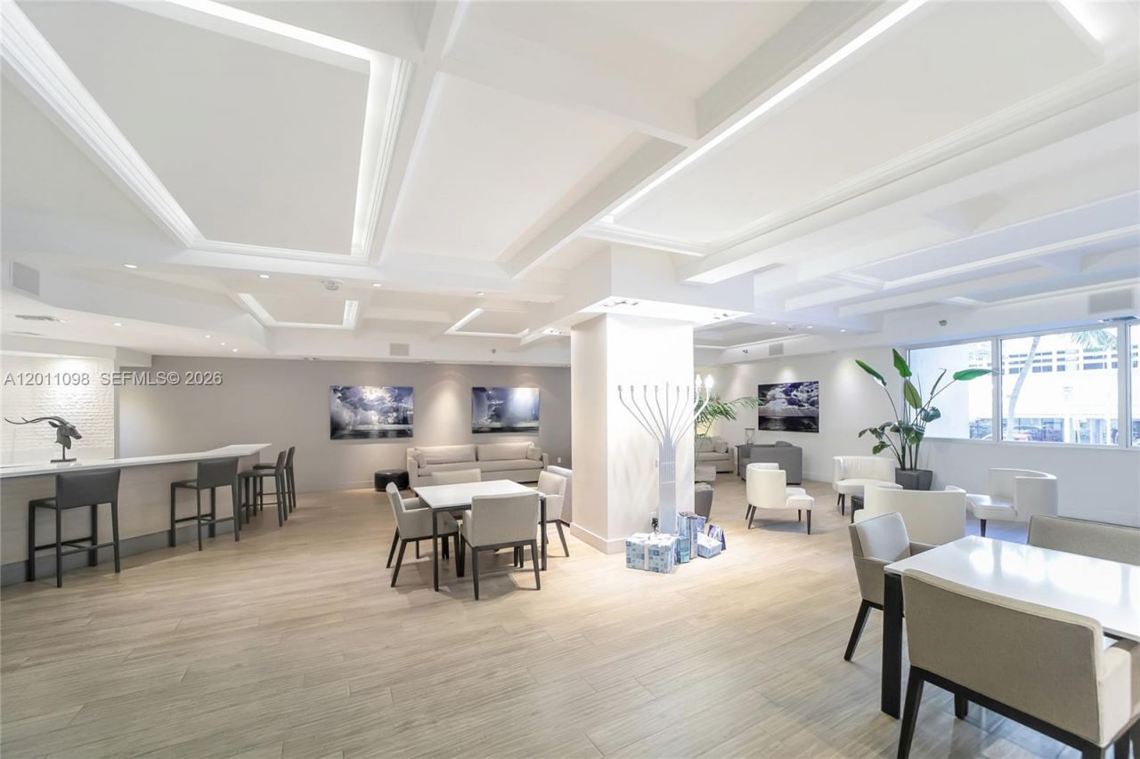 100 Lincoln Rd , Unit 605, Miami Beach, FL 33139 Photo
