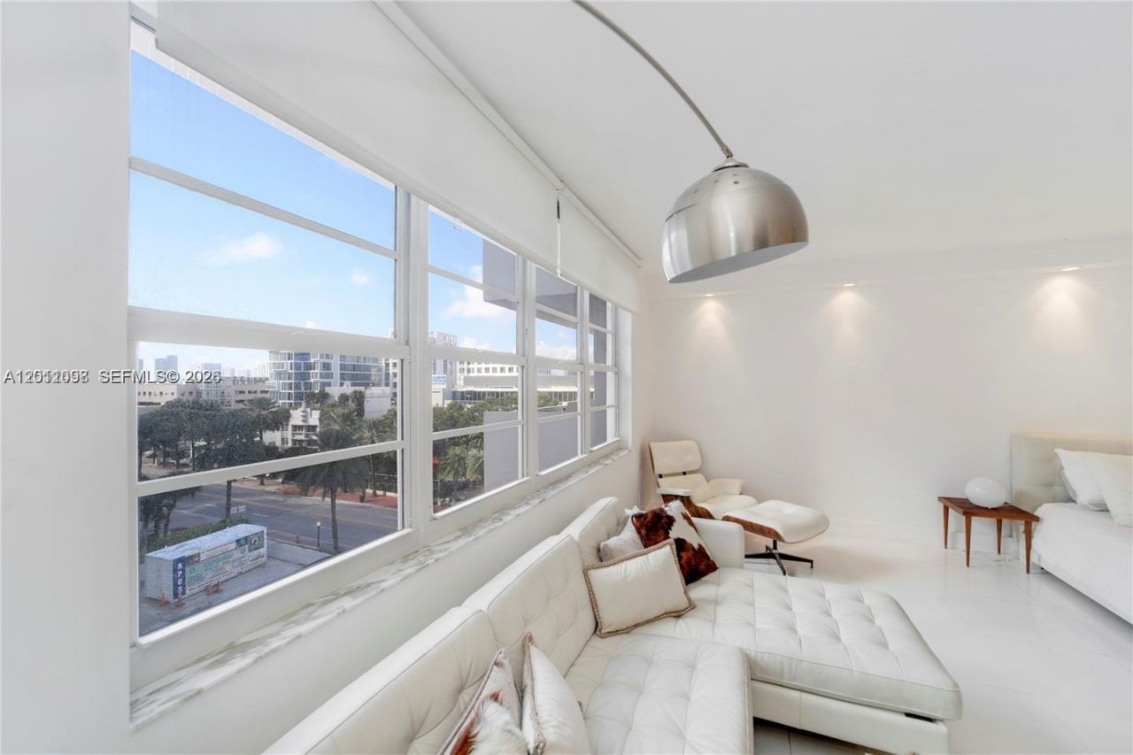 100 Lincoln Rd , Unit 605, Miami Beach, FL 33139 Photo