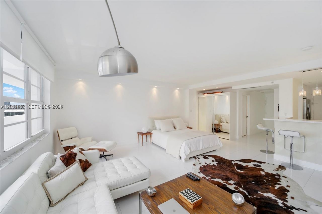 100 Lincoln Rd , Unit 605, Miami Beach, FL 33139 Photo