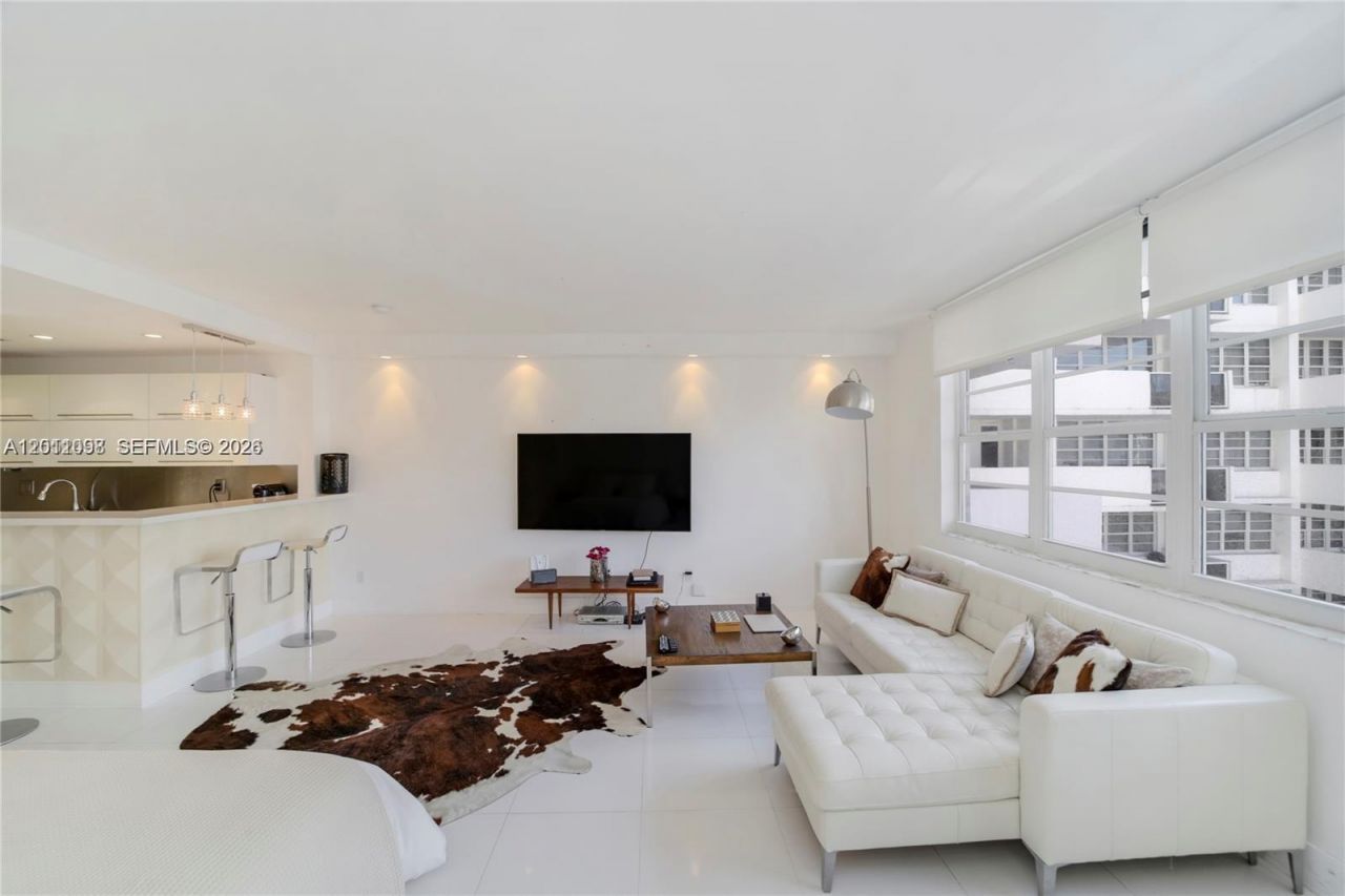100 Lincoln Rd , Unit 605, Miami Beach, FL 33139 Photo