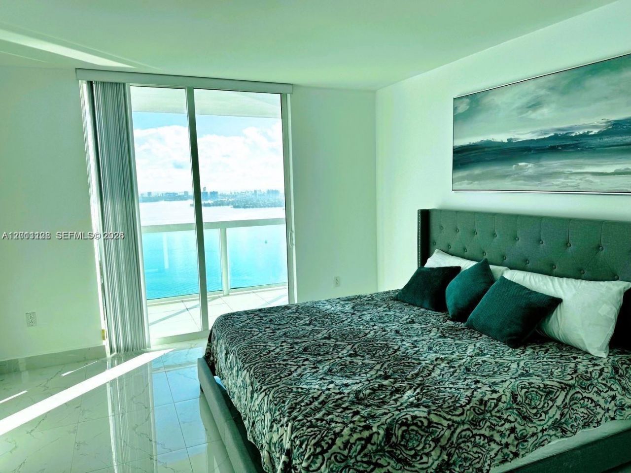 1800 N Bayshore Dr, Unit 3807, Miami, FL 33132 Photo