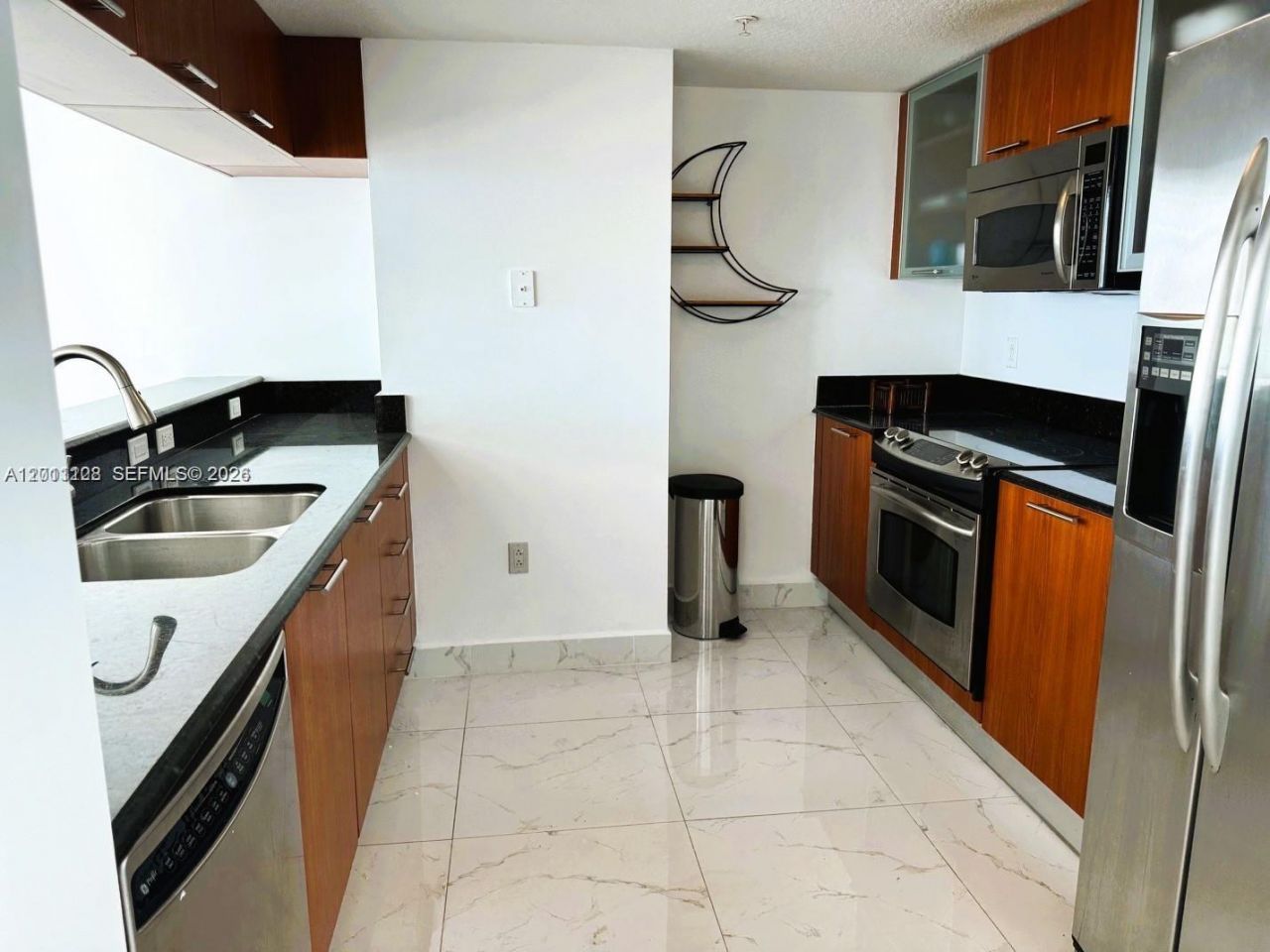 1800 N Bayshore Dr, Unit 3807, Miami, FL 33132 Photo