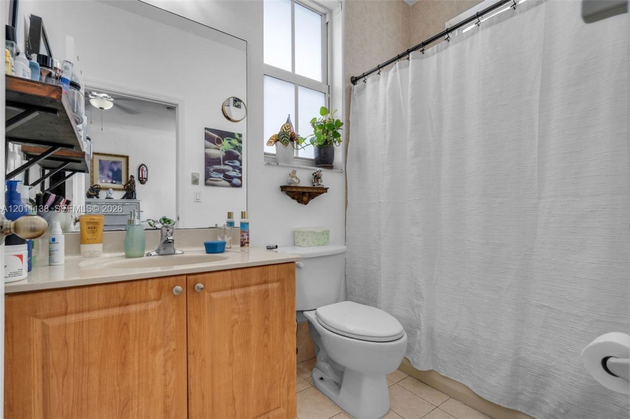 8031 W 36th Ave , Unit 1, Hialeah, FL 33018 Photo