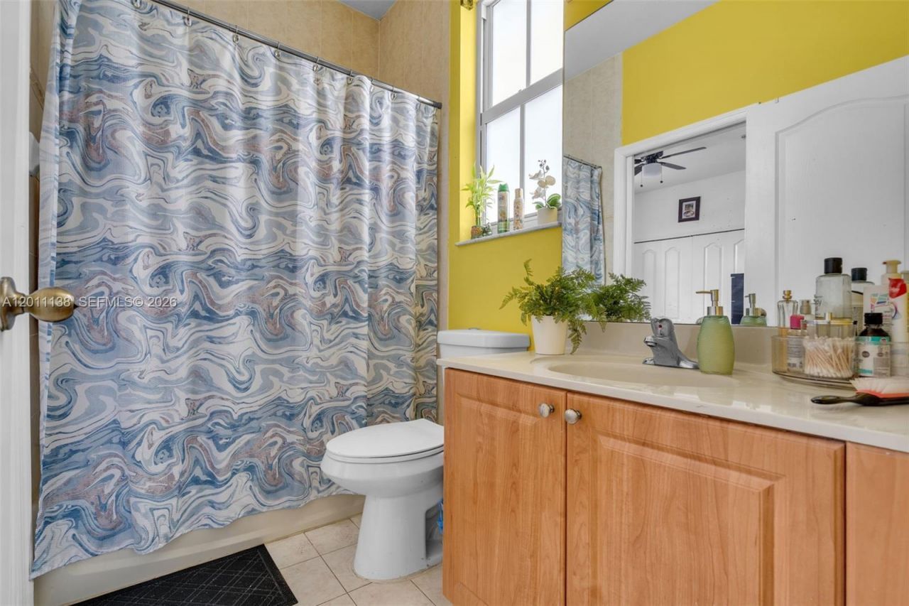 8031 W 36th Ave , Unit 1, Hialeah, FL 33018 Photo