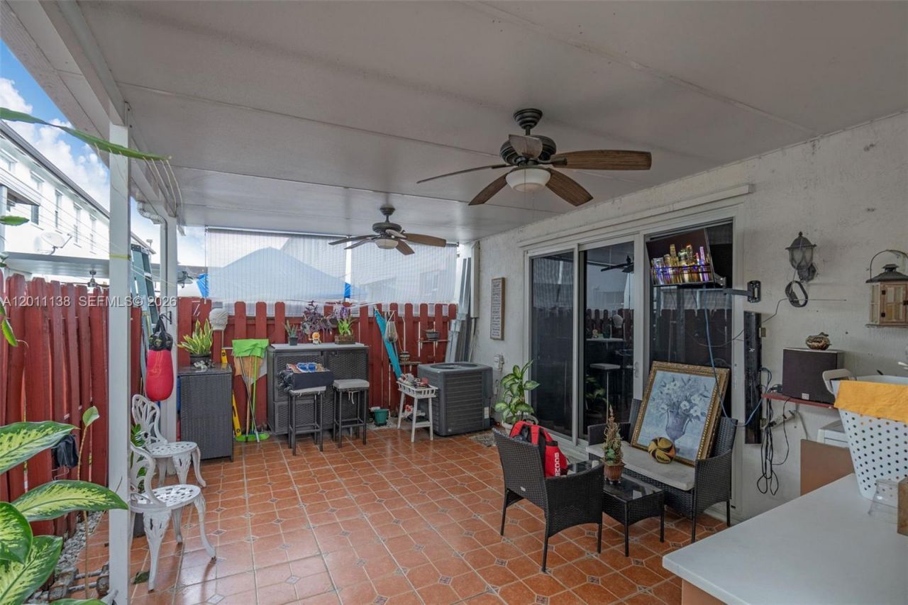 8031 W 36th Ave , Unit 1, Hialeah, FL 33018 Photo