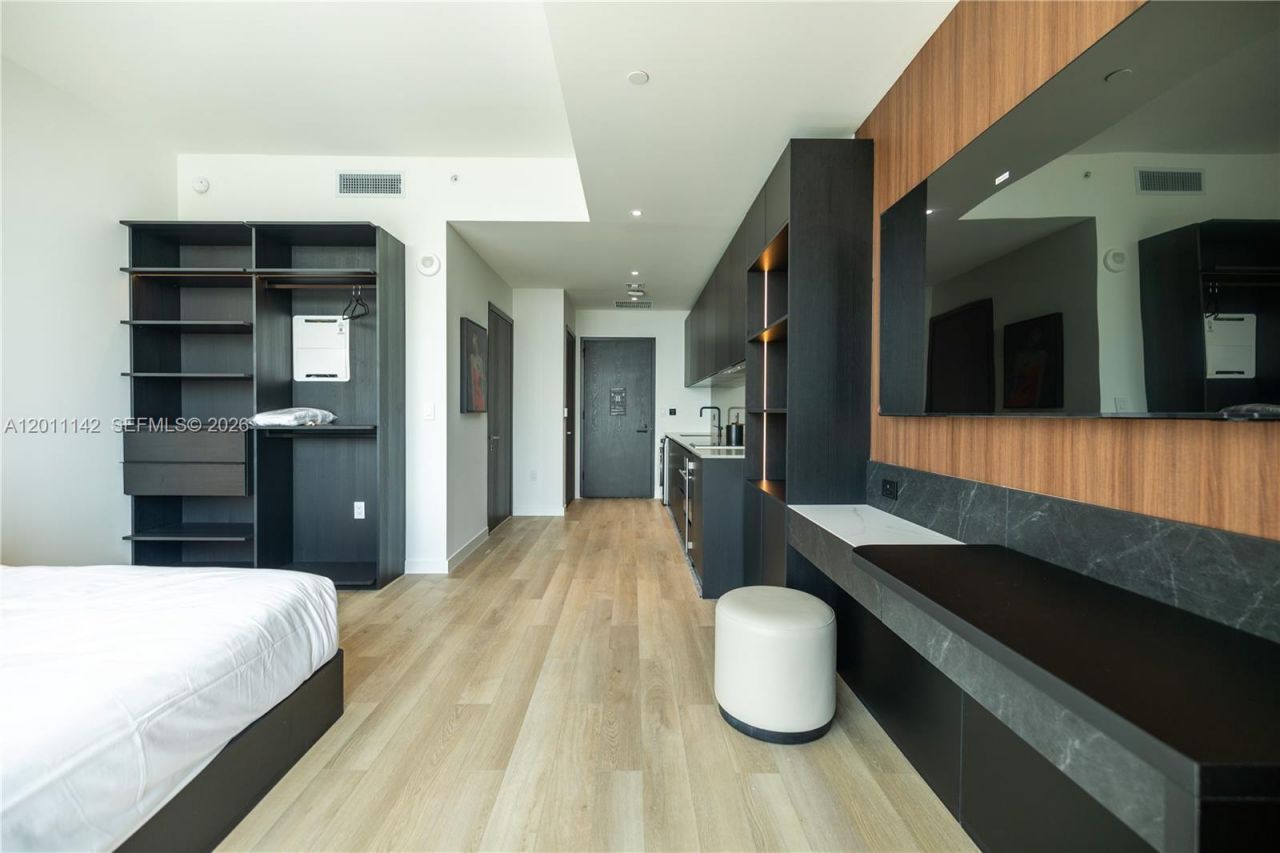 20 NE 11th St , Unit 5306, Miami, FL 33132 Photo