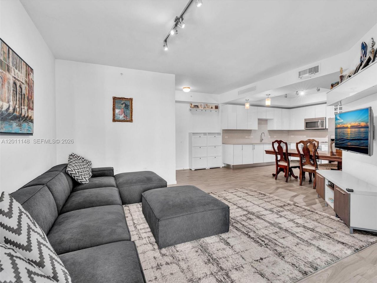 999 SW 1st Ave , Unit 1201, Miami, FL 33130 Photo