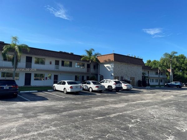 2878 Donnelly Dr , Unit 205, Lake Worth, FL 33462