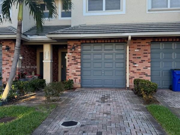 2971 NW 33rd Way , Lauderdale Lakes, FL 33311