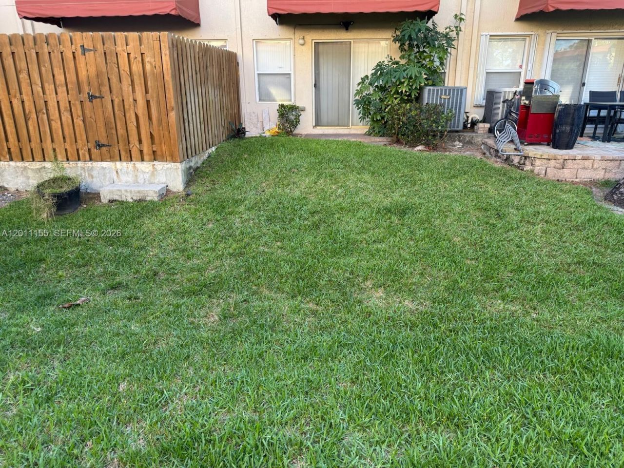 2971 NW 33rd Way , Lauderdale Lakes, FL 33311 Photo