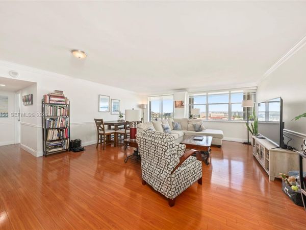 2100 Sans Souci Blvd , Unit B1006, North Miami, FL 33181