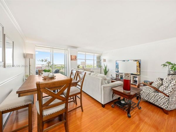 2100 Sans Souci Blvd, Unit B1006, North Miami, FL 33181