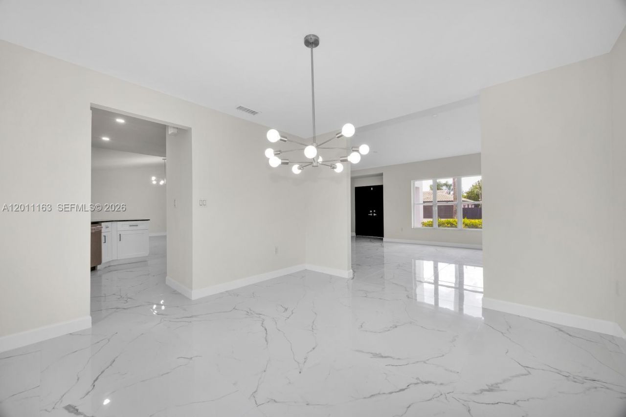 8503 SW 83rd St, Miami, FL 33143 Photo
