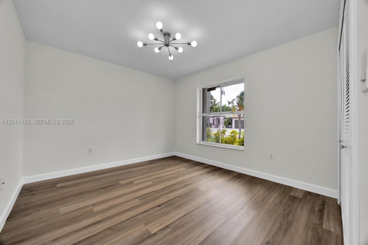 8503 SW 83rd St, Miami, FL 33143 Photo