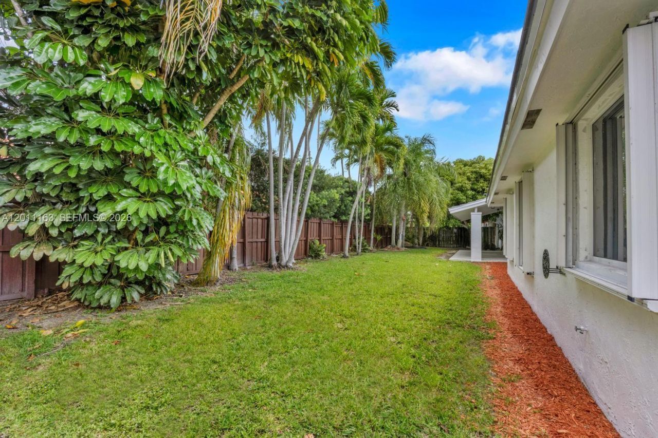8503 SW 83rd St, Miami, FL 33143 Photo