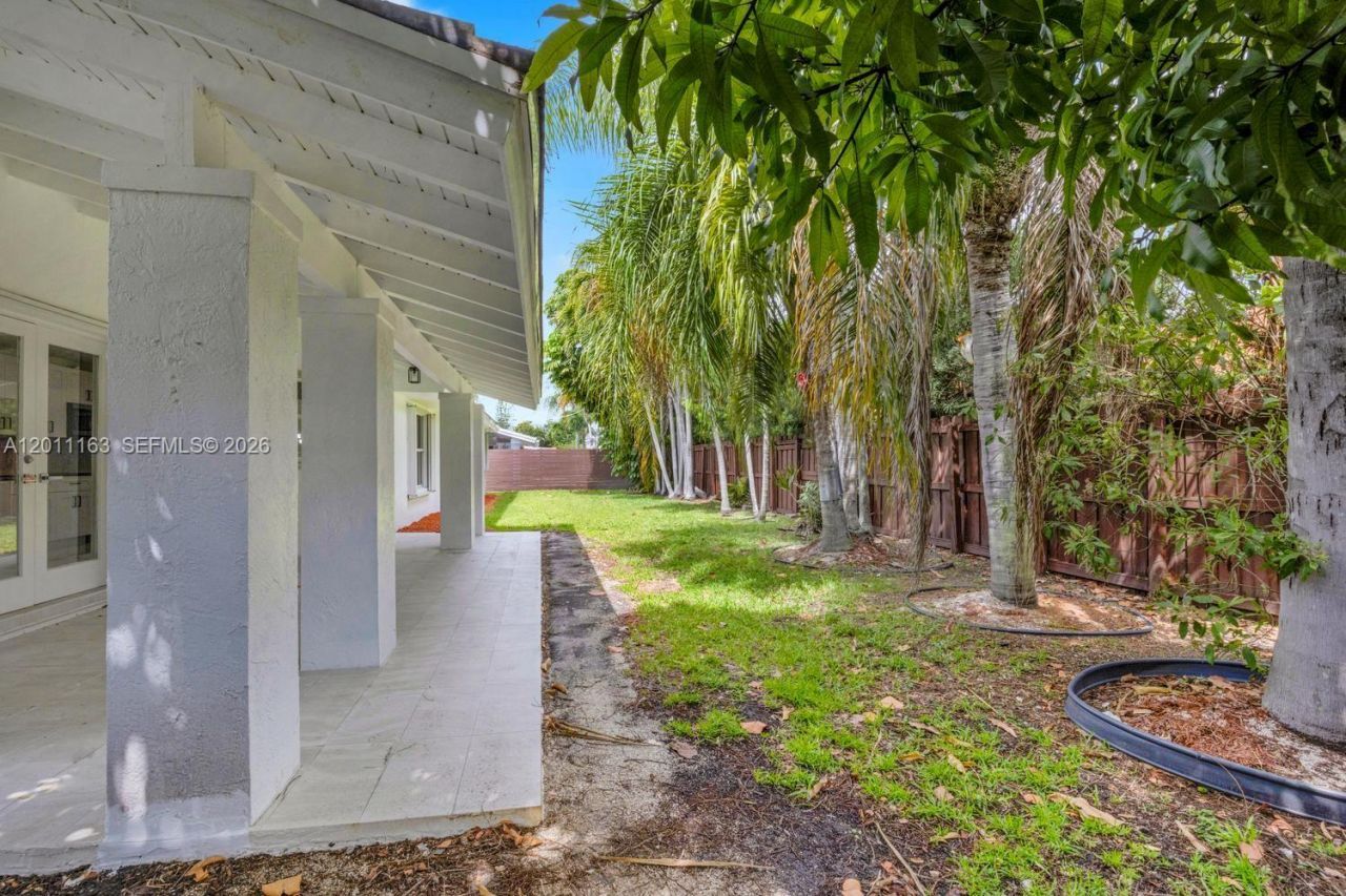 8503 SW 83rd St, Miami, FL 33143 Photo