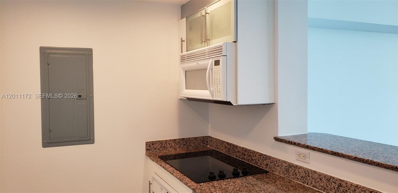 325 S Biscayne Blvd, Unit 3120, Miami, FL 33131 Photo