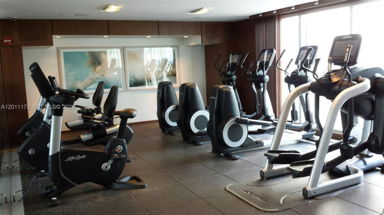 325 S Biscayne Blvd, Unit 3120, Miami, FL 33131 Photo