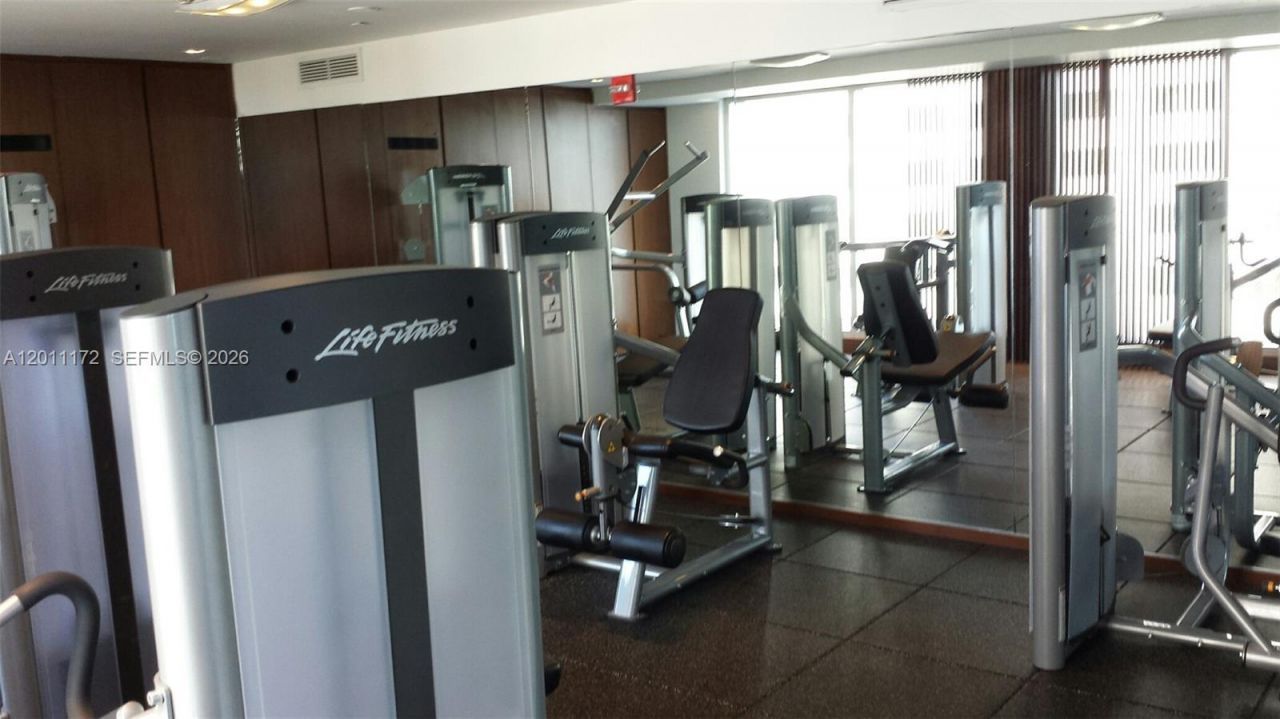 325 S Biscayne Blvd, Unit 3120, Miami, FL 33131 Photo