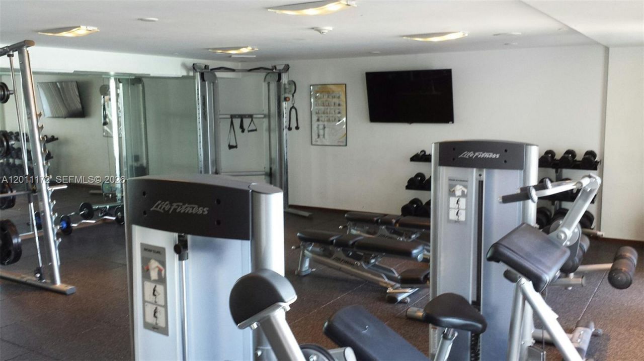 325 S Biscayne Blvd, Unit 3120, Miami, FL 33131 Photo