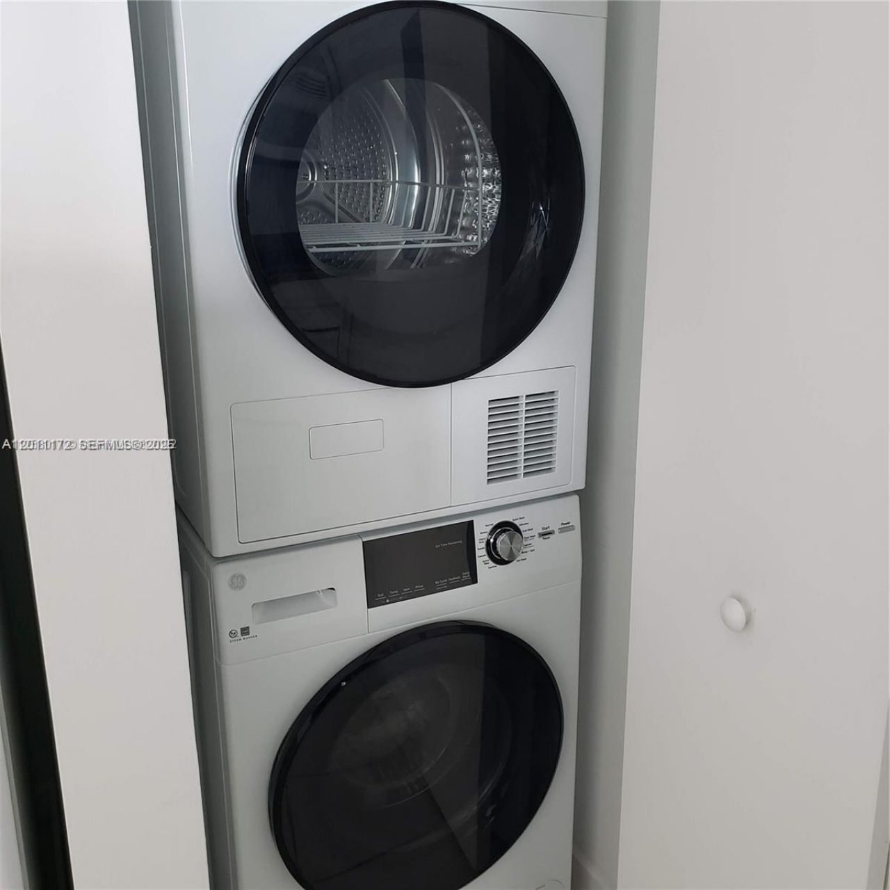 325 S Biscayne Blvd, Unit 3120, Miami, FL 33131 Photo