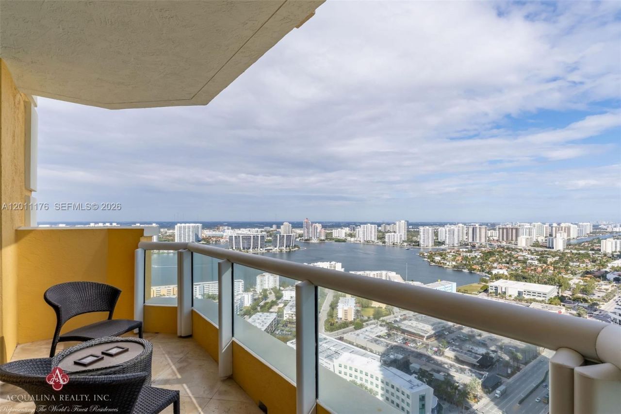 17875 Collins Ave , Unit 4001, Sunny Isles Beach, FL 33160 Photo