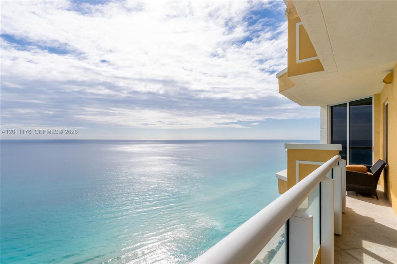 17875 Collins Ave , Unit 4001, Sunny Isles Beach, FL 33160 Photo