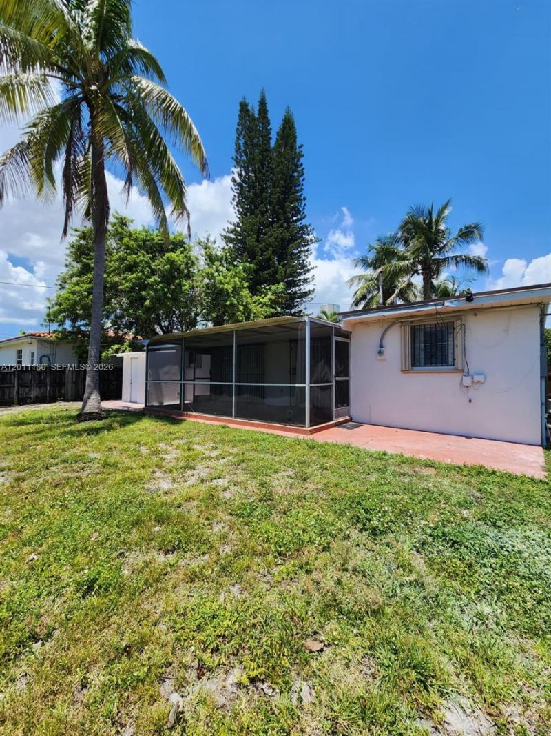 1180 NE 185th St, Unit 1180, Miami, FL 33169 Photo