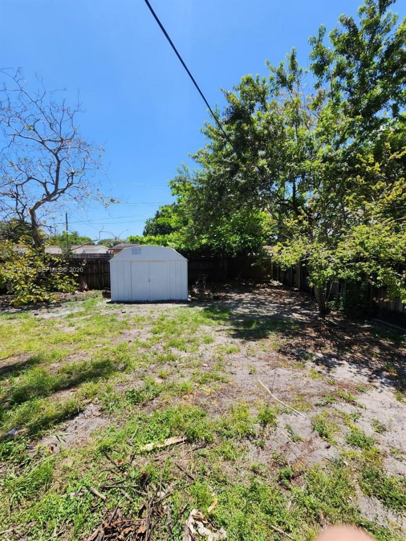 1180 NE 185th St, Unit 1180, Miami, FL 33169 Photo