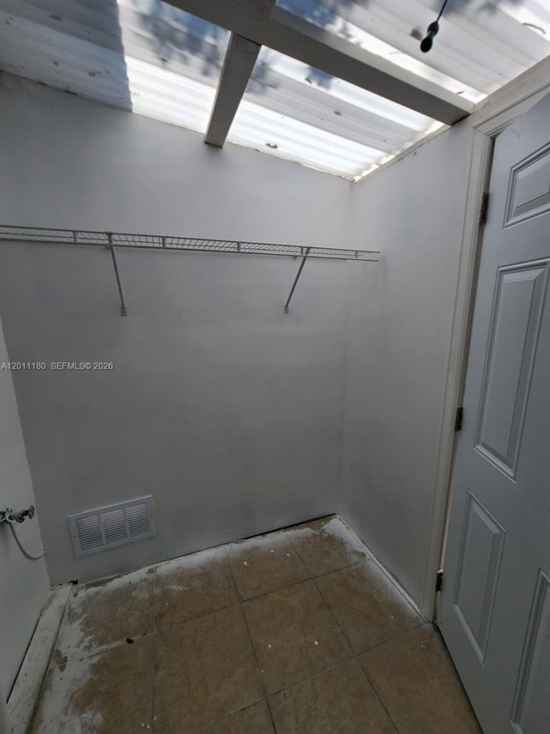 1180 NE 185th St, Unit 1180, Miami, FL 33169 Photo