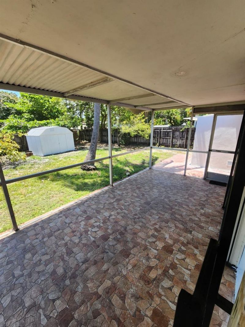 1180 NE 185th St, Unit 1180, Miami, FL 33169 Photo