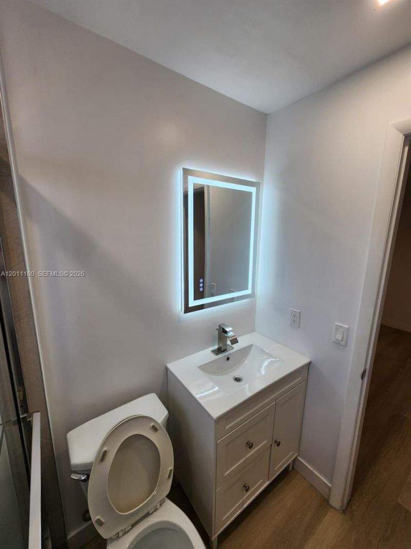 1180 NE 185th St, Unit 1180, Miami, FL 33169 Photo