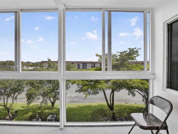 13700 SW 11th St , Unit 309A, Pembroke Pines, FL 33027