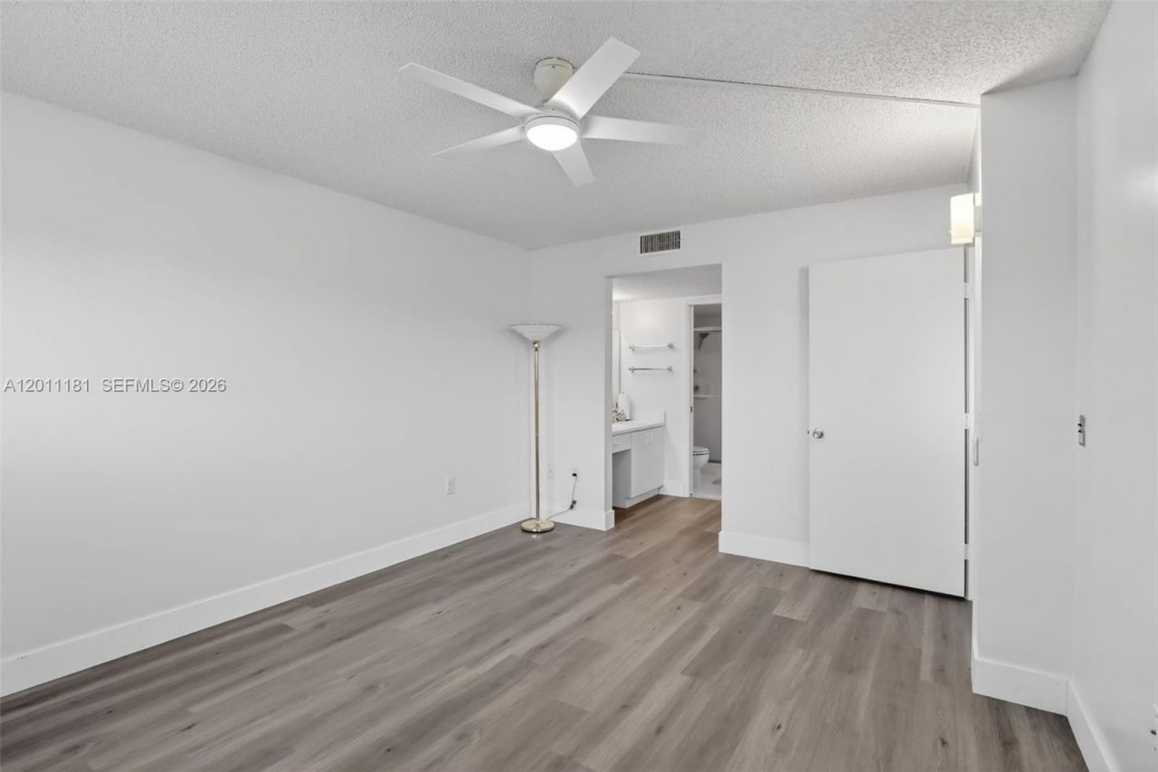13700 SW 11th St, Unit 309A, Pembroke Pines, FL 33027 Photo