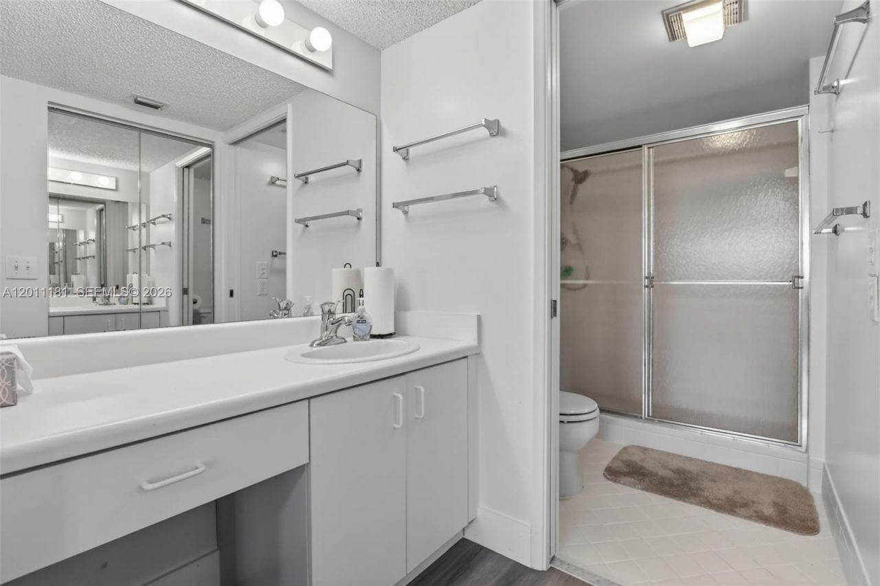 13700 SW 11th St, Unit 309A, Pembroke Pines, FL 33027 Photo