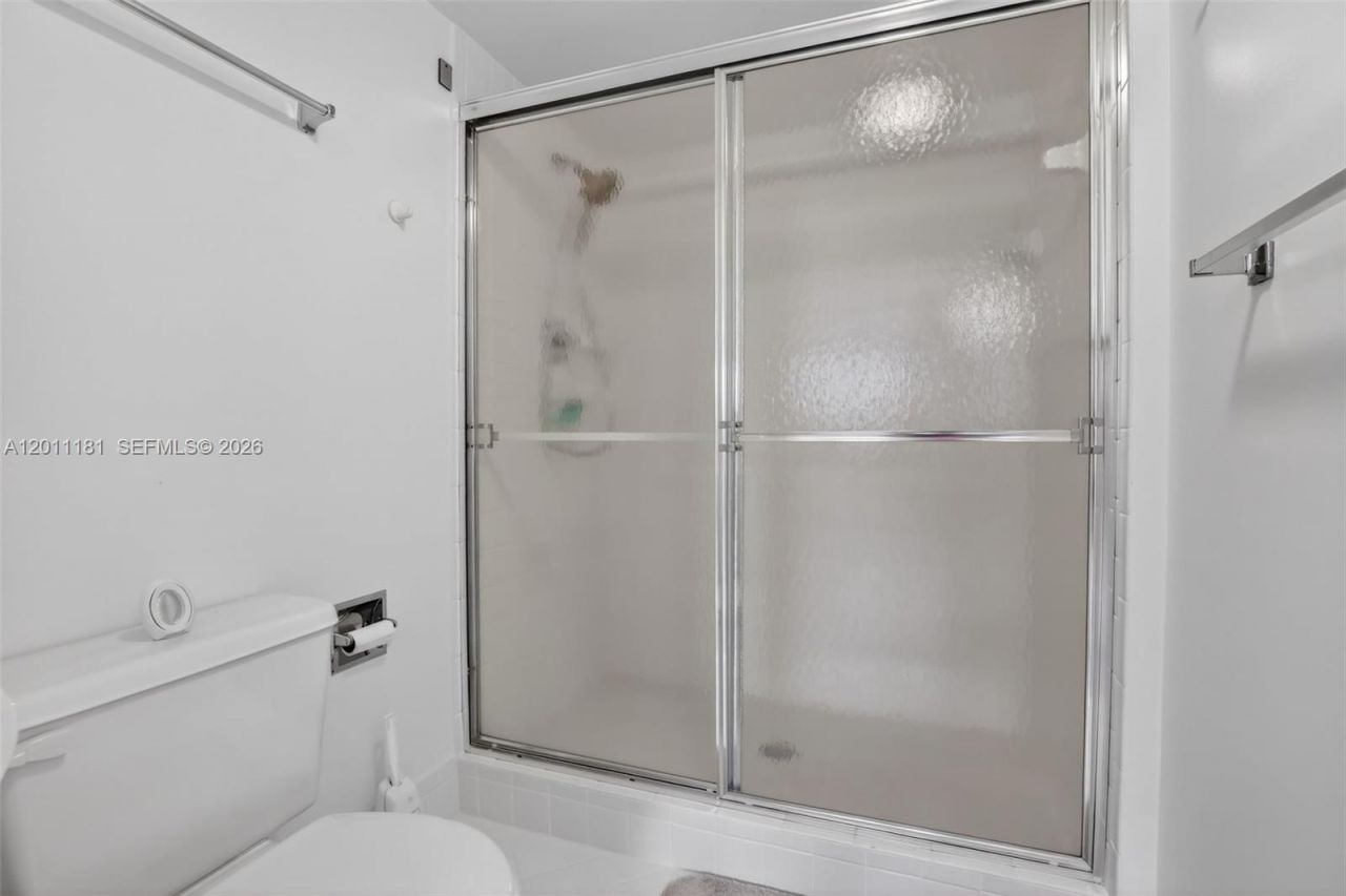 13700 SW 11th St, Unit 309A, Pembroke Pines, FL 33027 Photo