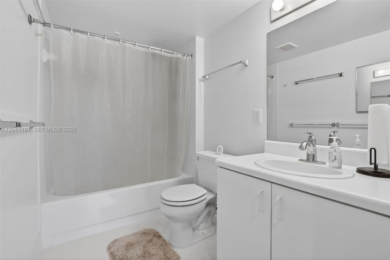 13700 SW 11th St, Unit 309A, Pembroke Pines, FL 33027 Photo