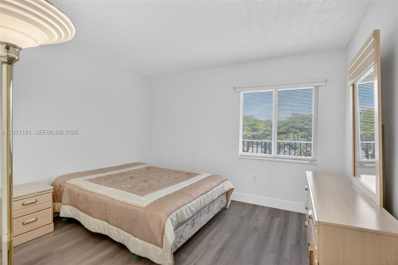 13700 SW 11th St, Unit 309A, Pembroke Pines, FL 33027 Photo