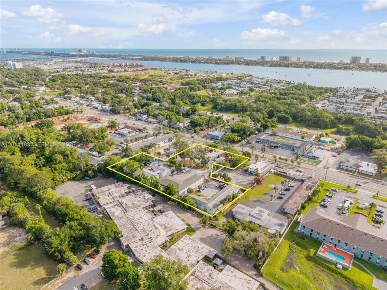 1208 S Ridgewood Ave , Daytona, FL 32114 Photo