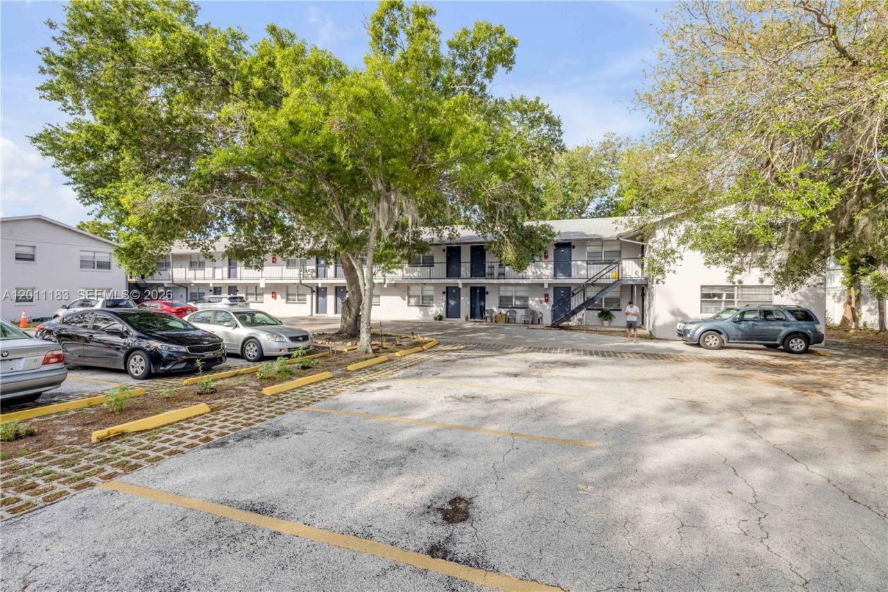 1208 S Ridgewood Ave , Daytona, FL 32114 Photo
