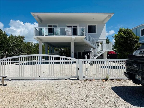 184 Ocean Shores Dr , Key Largo, FL 33037